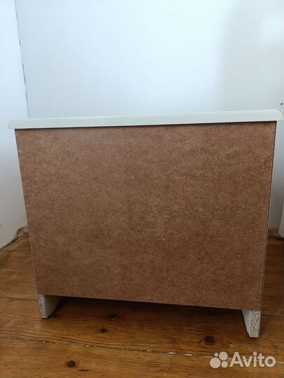 Тумба прикроватная