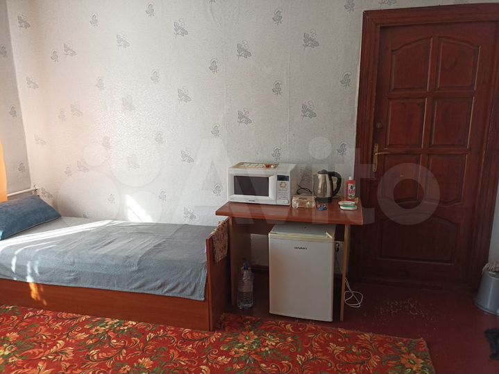 Комната 15 м² в 3-к., 1/2 эт.