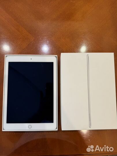 Продаю iPad Air 2