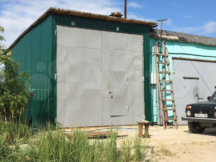 Гараж, > 30 м²