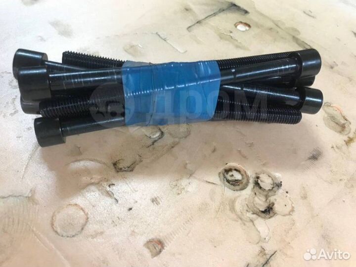 Болт головки блока цилиндров Toyota Corolla