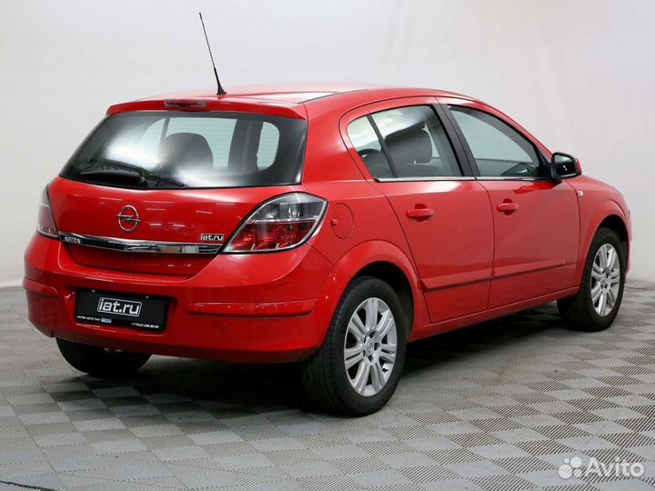 Opel Astra 1.8 МТ, 2012, 261 107 км