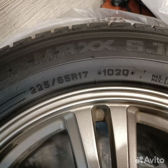 Комплект колес Manaray Stranger + Dunlop Winter Ma