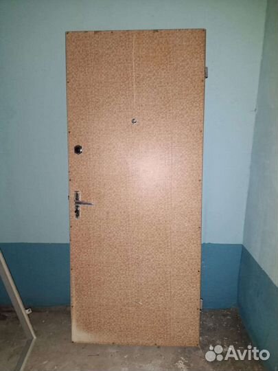 Дверь входная металлическая