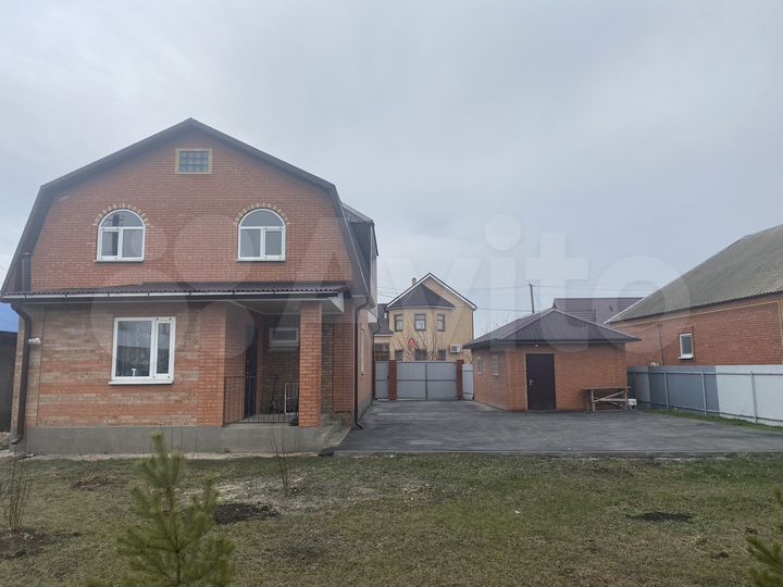 Дом 187 м² на участке 10 сот.