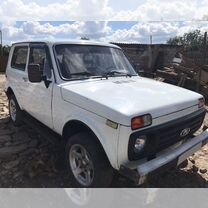 ВАЗ (LADA) 4x4 (Нива) 1.7 MT, 1998, 30 000 км