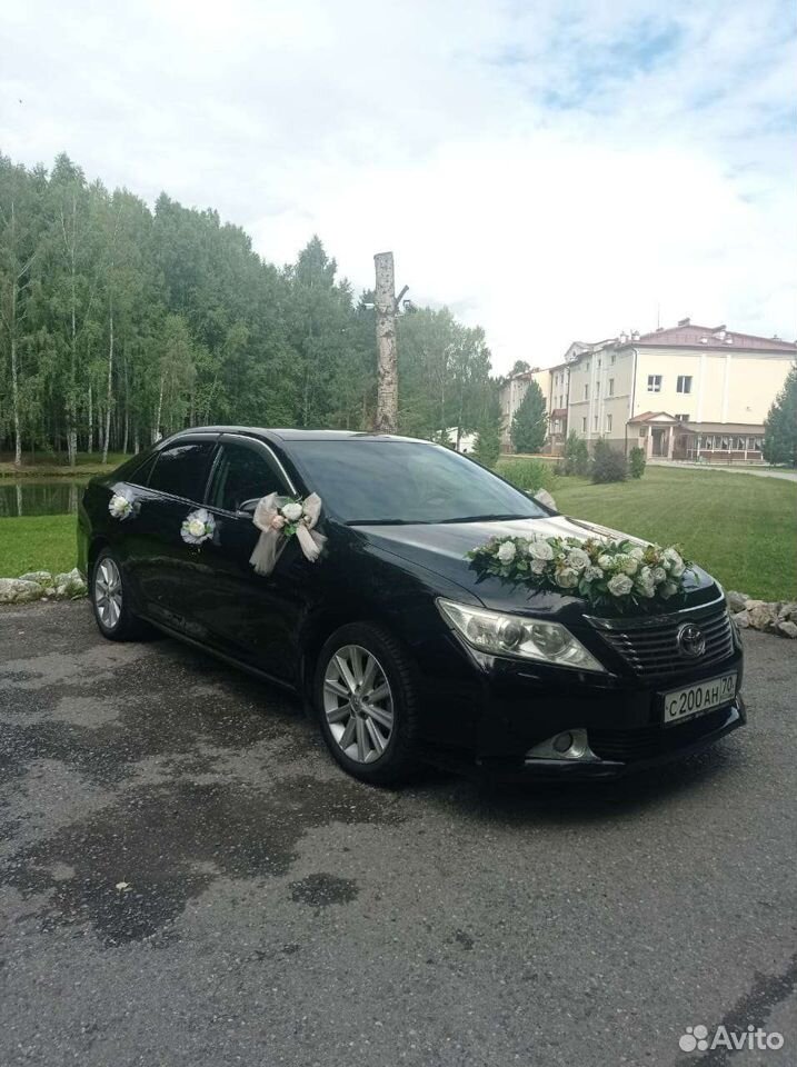 Прокат Toyota Camry на любое торжество