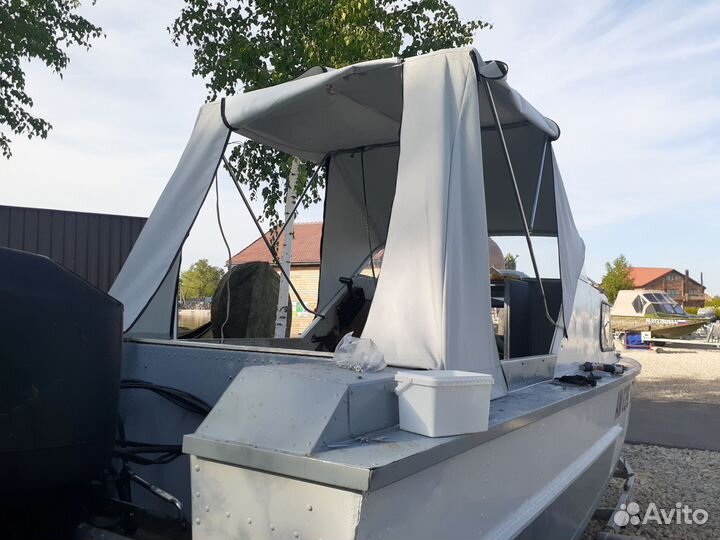 Амур-2 (с каютой) + мотор mercury 90