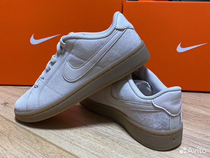 Nike court royale 2 suede 38