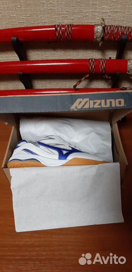 Кроссовки Mizuno настольного тенниса,волейбол