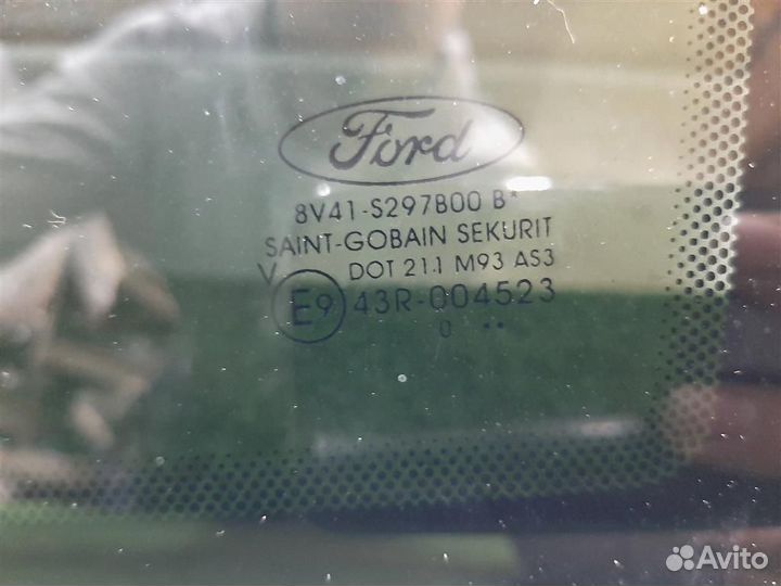 Стекло (форточка) заднее правое Ford Kuga CBV 2011