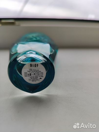 Escada Born in Paradise