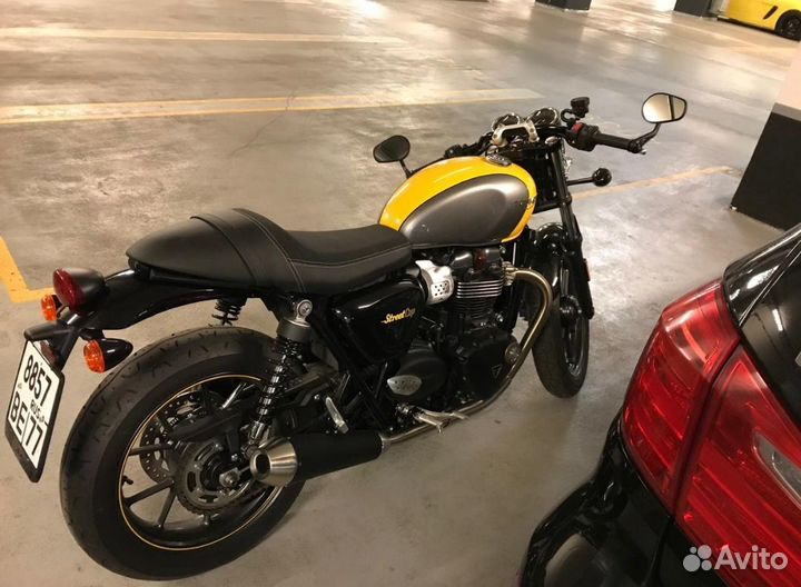 Мотоцикл триумф стрит кат