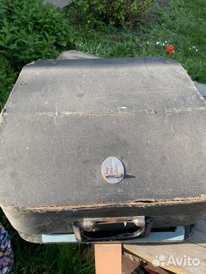 Пишущая печатная машинка москва СССР