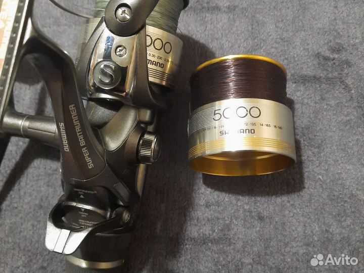 Продам рыболовные катушки shimano5000,robinson 308