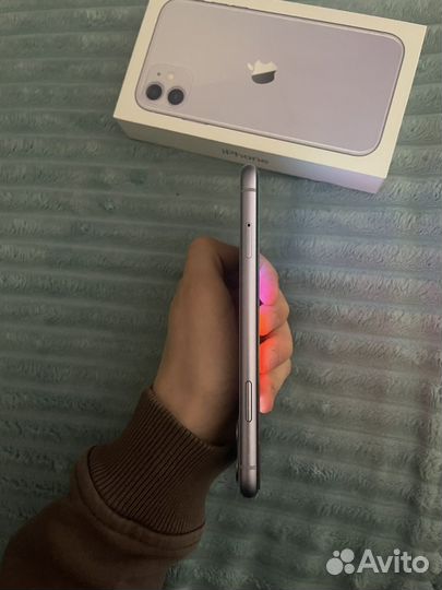 iPhone 11, 64 ГБ