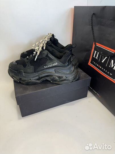 Balenciaga triple s оригинал