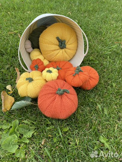 Тыквы вязаные декоративные