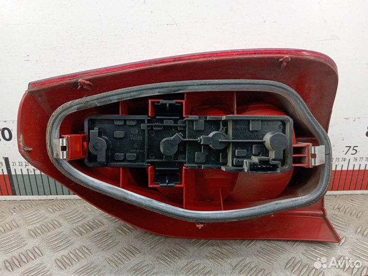Фонарь для Peugeot-Citroen Xsara Picasso