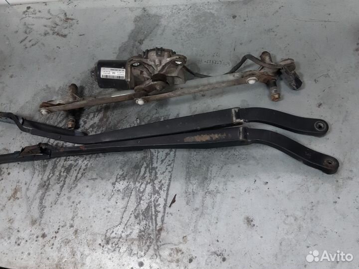 Трапеция стеклоочистителя Chevrolet captiva C100