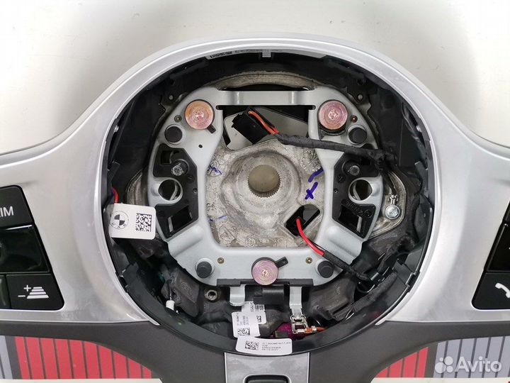 Руль для BMW 5-Series (G30/G31/G38) 32308008185