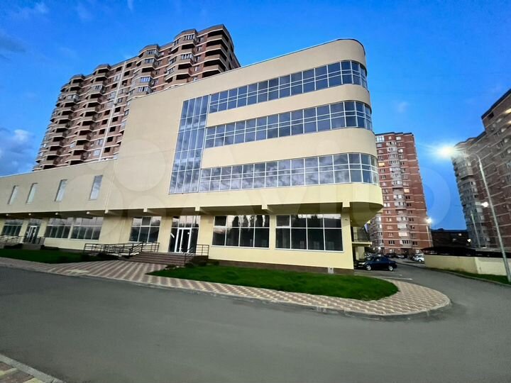 Торговая площадь, 827 м²