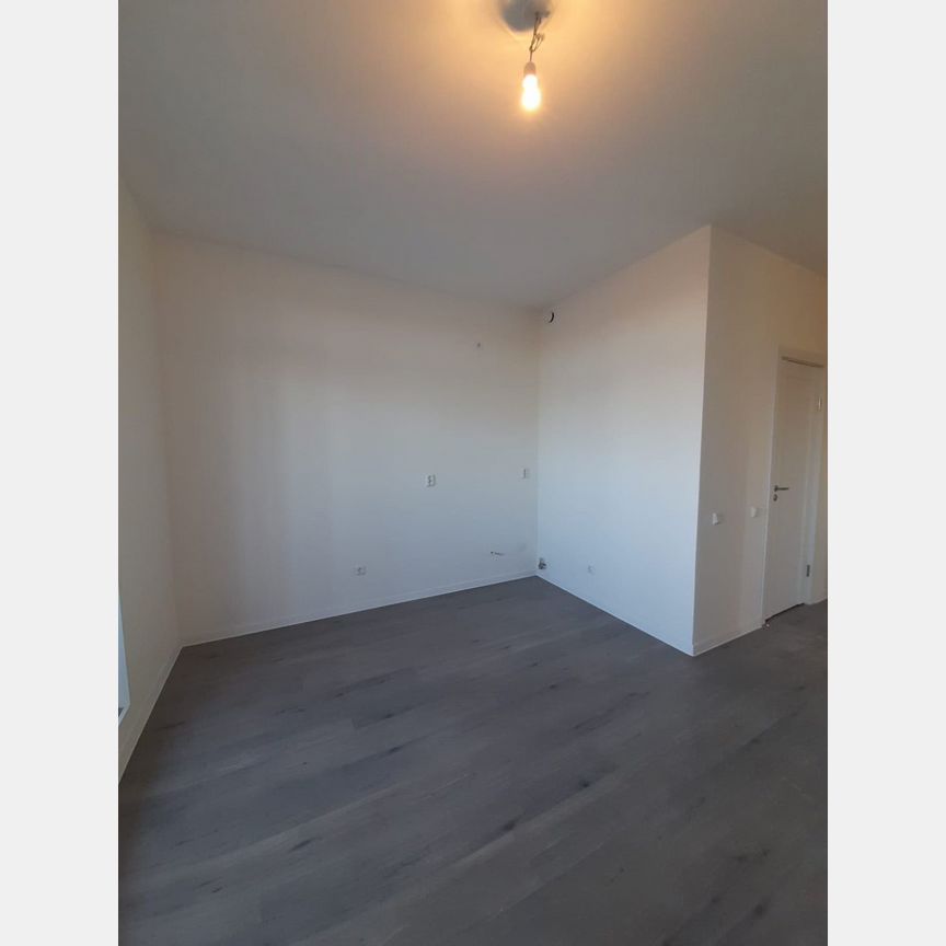 2-к. квартира, 58,4 м², 2/21 эт.