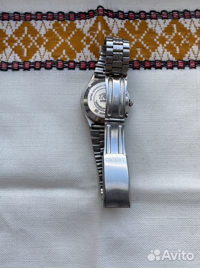Продаю часы Orient