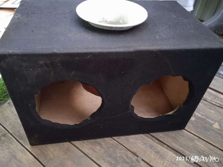 Коробка для сабвуфера