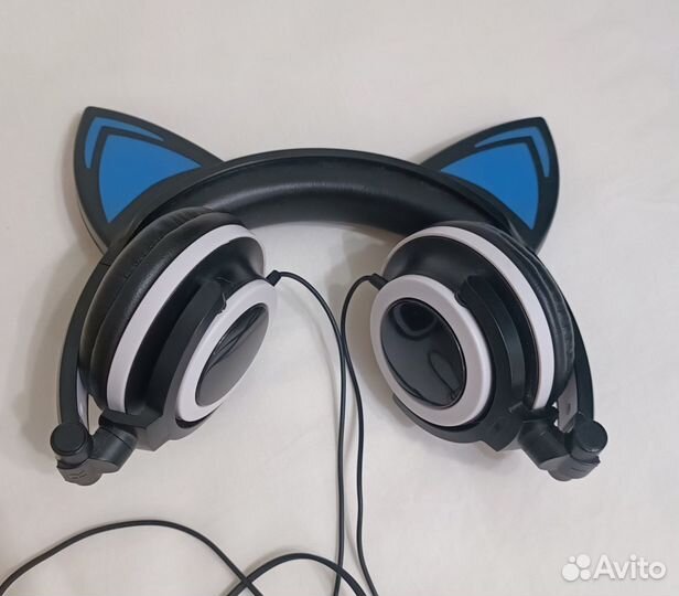 Наушники с ушками проводные
