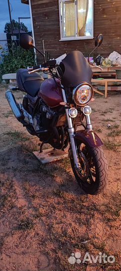 Honda CB 400