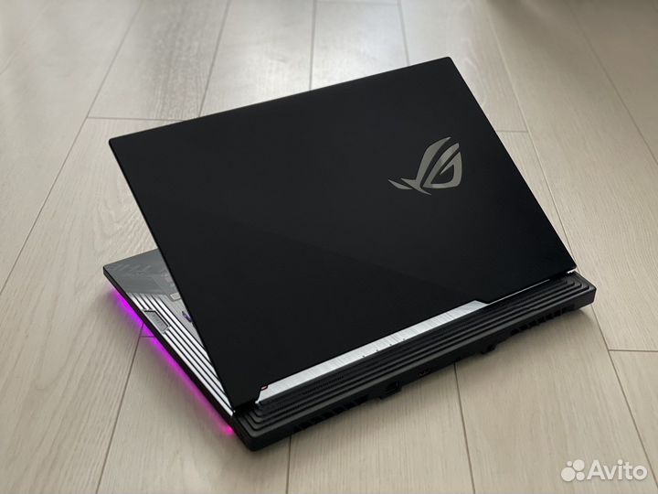 Отличный игровой Asus Rog Strix
