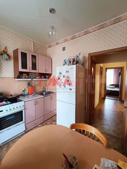 2-к. квартира, 52 м², 1/5 эт.
