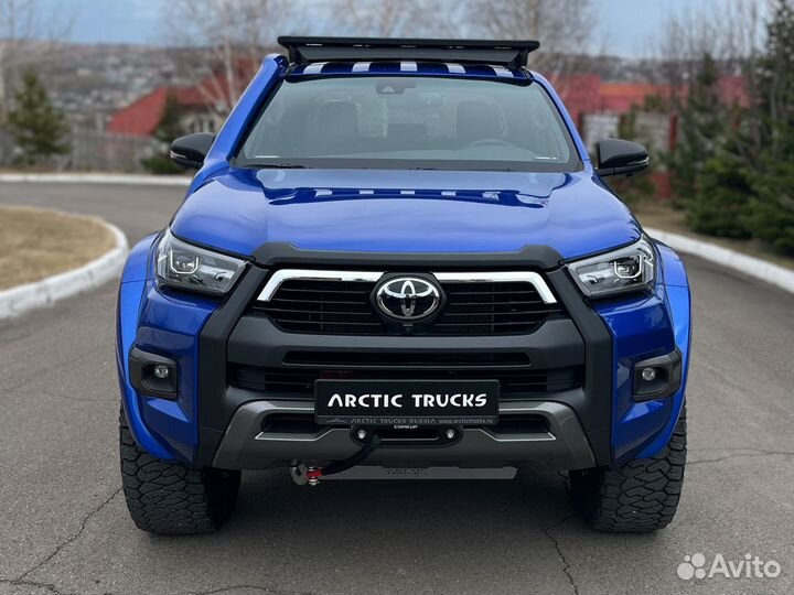 Toyota Hilux 2.8 AT, 2023, 20 км