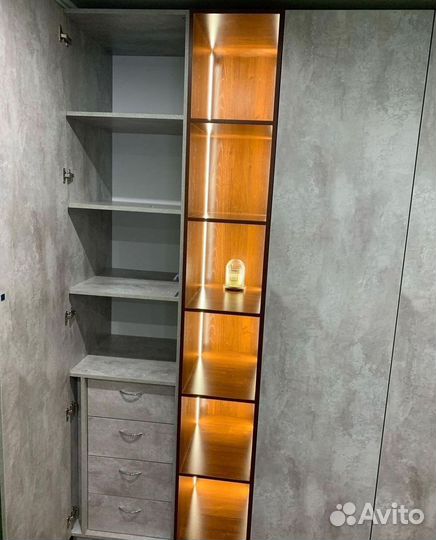 Шккаф новый