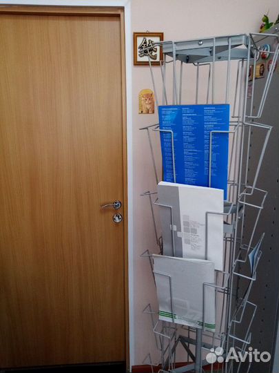 Стойка для журналов, каталогов. высота 2 М. крутящ