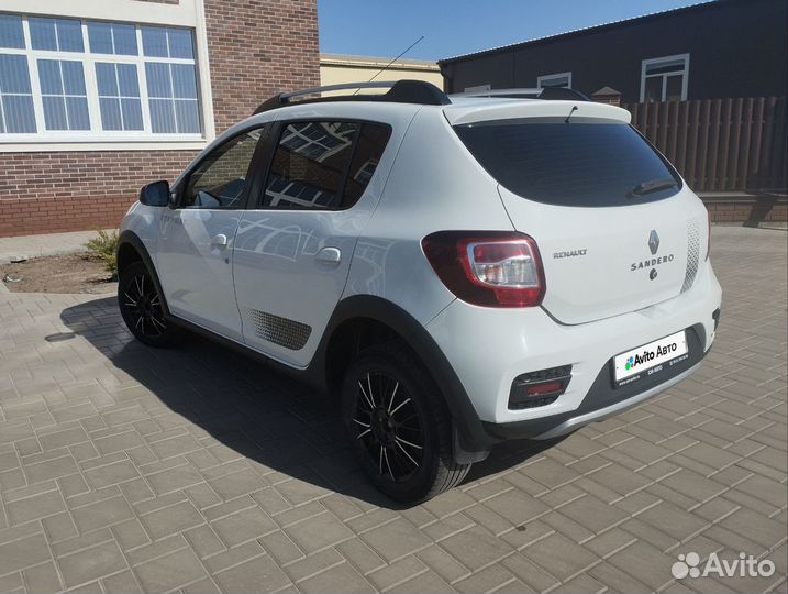 Renault Sandero Stepway 1.6 МТ, 2017, 155 000 км