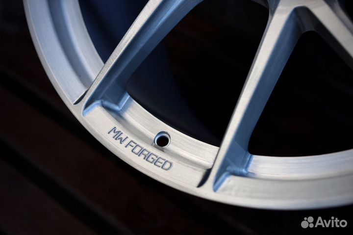 Кованые диски MW Forged MW02 Dark Brushed