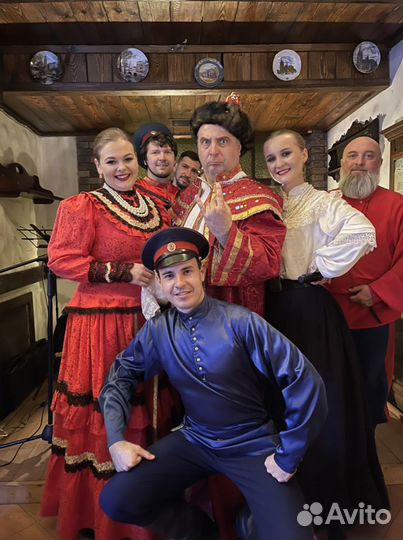 Казачий ансамбль на праздник. Артисты