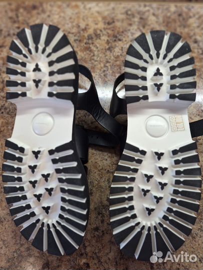 Сандалии ekonika