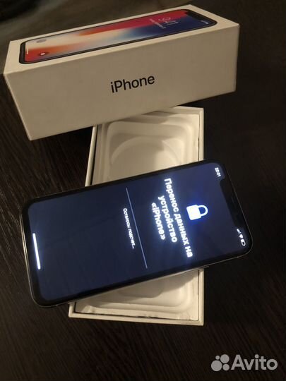 iPhone X, 64 ГБ