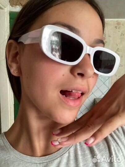 Солнцезащитные очки