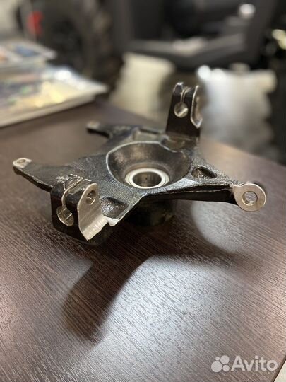 0503-549 Кулак левый artic CAT