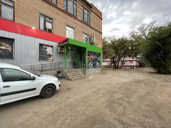 Продам помещение свободного назначения, 1452 м²