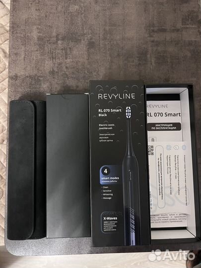 Электрическая зубная щетка revyline rl 070