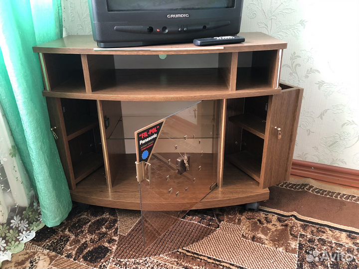 Тумба под телевизор