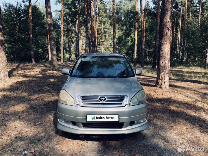 Toyota Ipsum 2.4 AT, 2001, 297 849 км