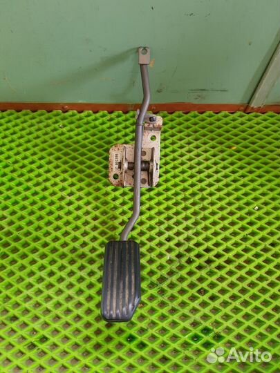 Педаль газа Zaz Chance