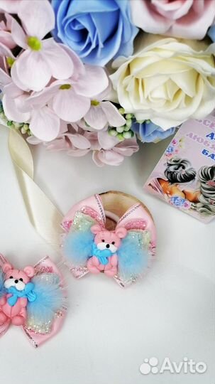 Резиночки с куколками ручной работы