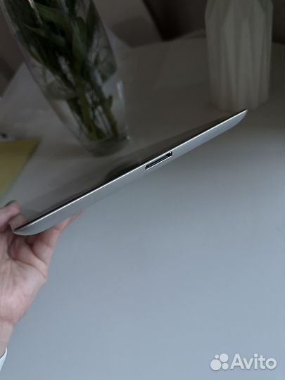 Apple iPad 3 Wi-Fi + Cellular16 гб